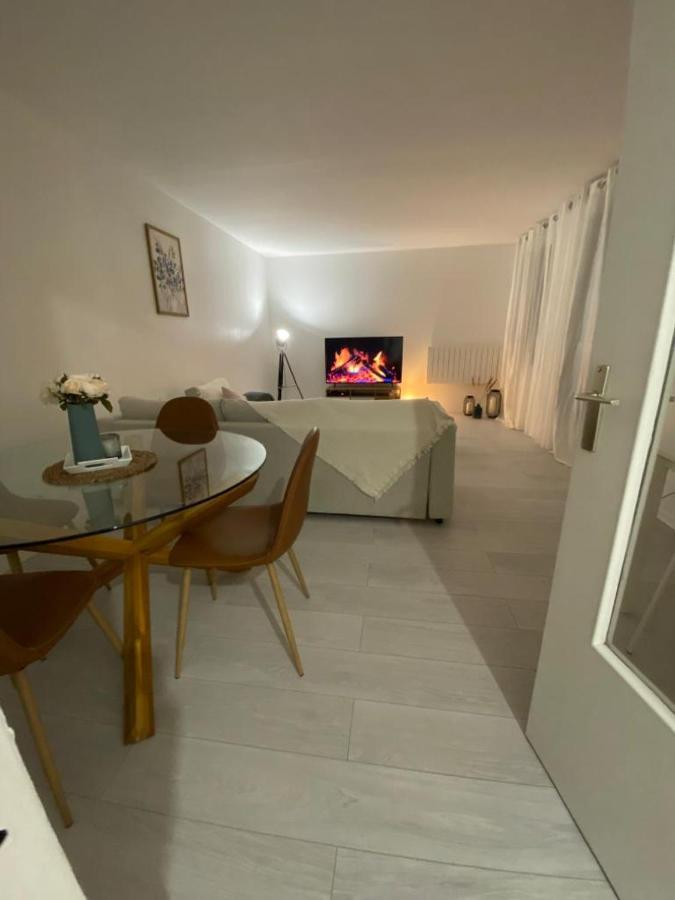 Appartement Chaville Exterior photo